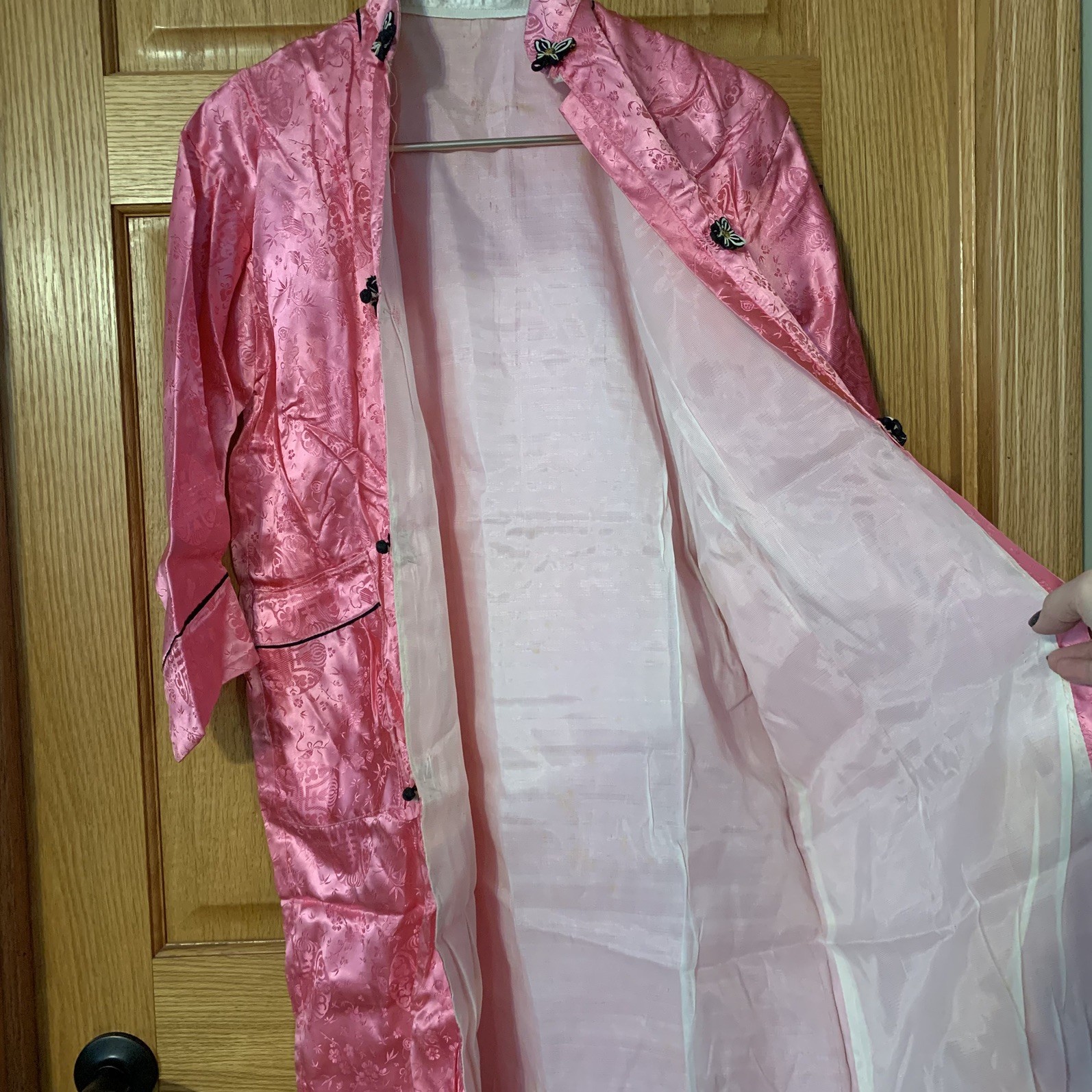 VTG 60s Chinese Satin Bright Pink Floral Brocade Handmade Bath Robe Housecoat M