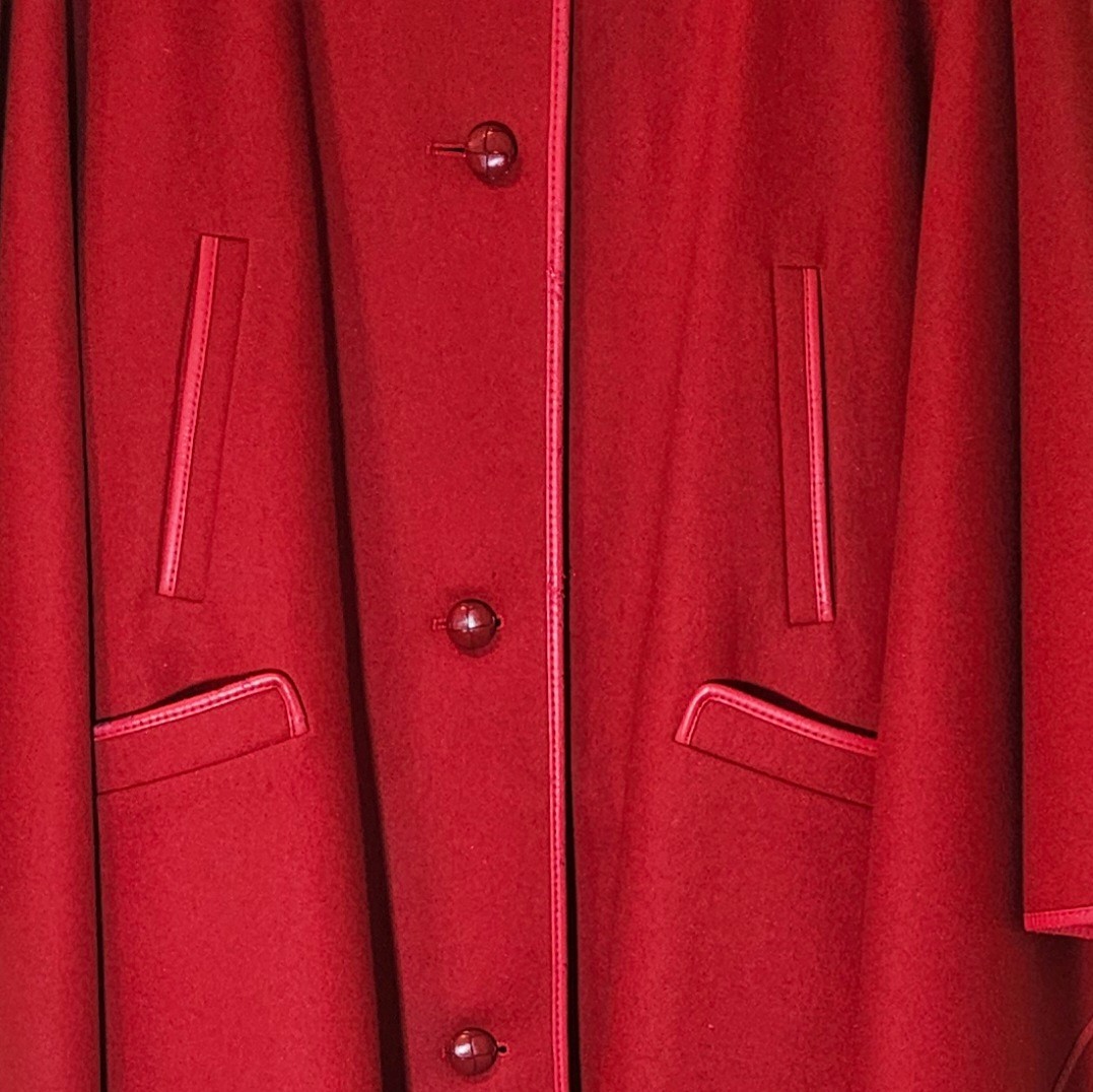 Wolfstader Trachten Vintage Elegant Red Wool Cape Coat. Bavaria Loden.