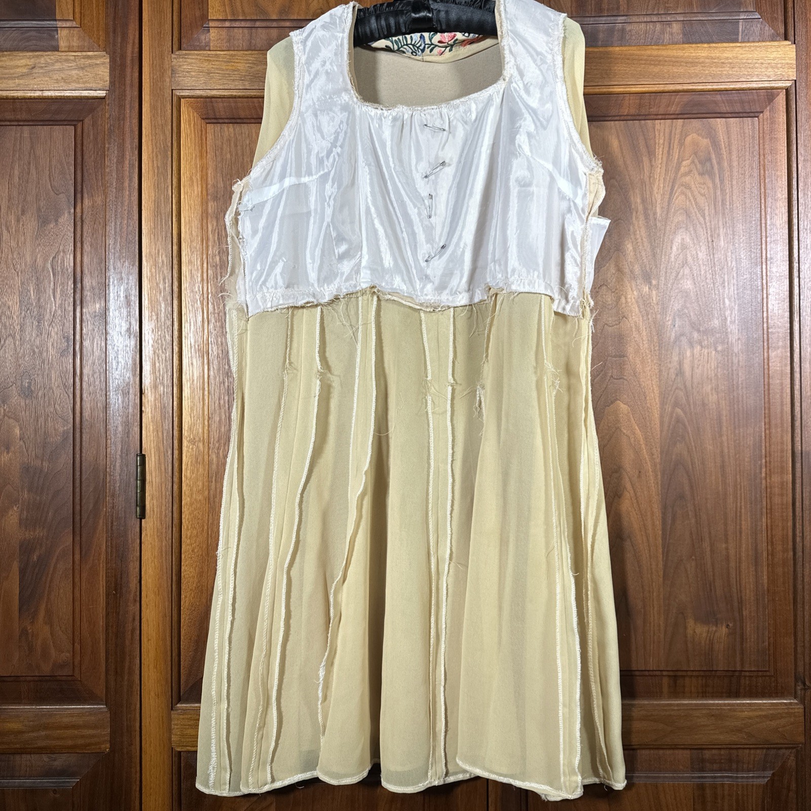 Vintage1930s 1940s style Dress Possibly from the 1970s Prairie Folk Revival