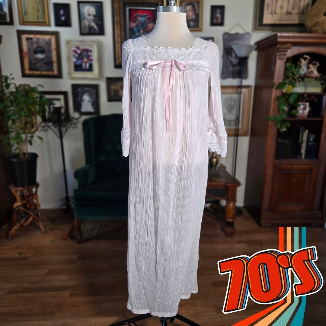Vintage 70s Windy Rose Pink Crinkle Gauze Nightgown Lace Ribbon Trim Maxi Dress