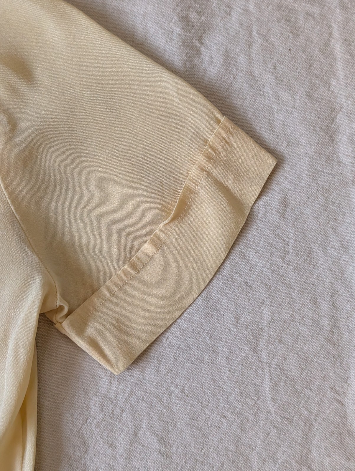 Vintage 50s 60s Women’s Rayon Butter Yellow Cropped Baby Loop Collar Blouse SM