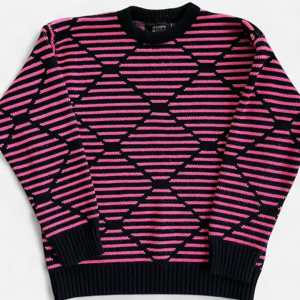 Mountain Lid Woolens Pink Black Retro Geometric Striped Crewneck Wool Sweater M