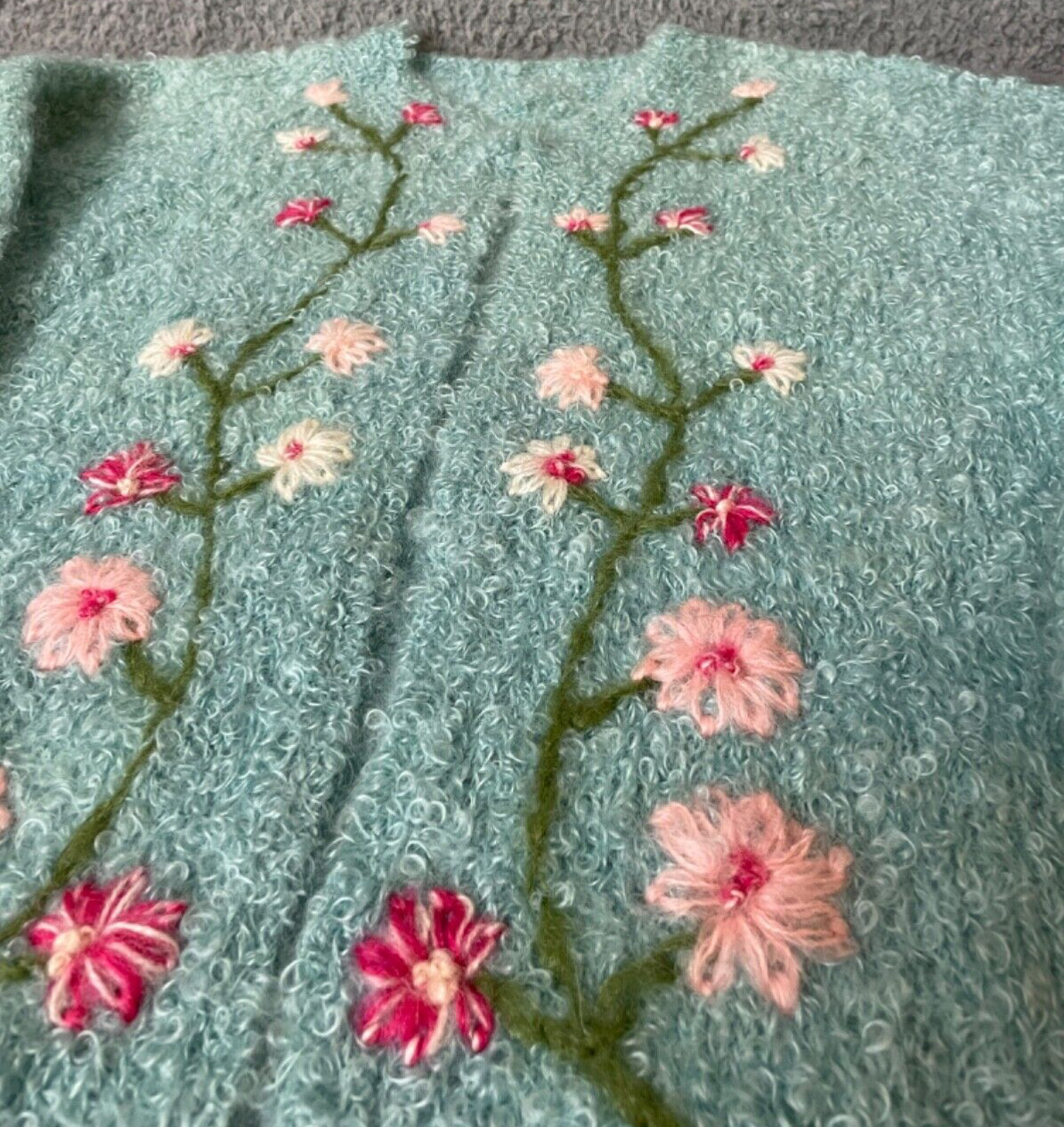 VTG Artisan Made Hand Knit Cardigan Sweater Womens S/M Aqua Pink Floral Nubby