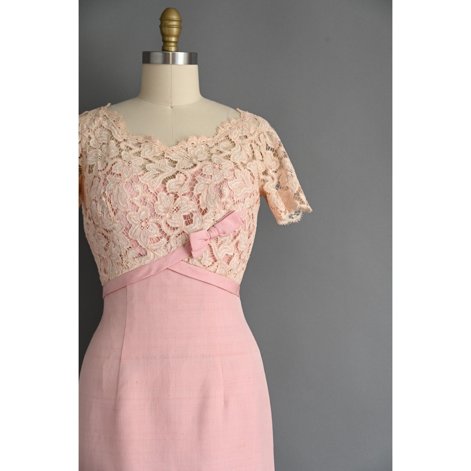 vintage 1950s dress | Terry Allen Pastel Pink Lace cocktail Dress | Medium