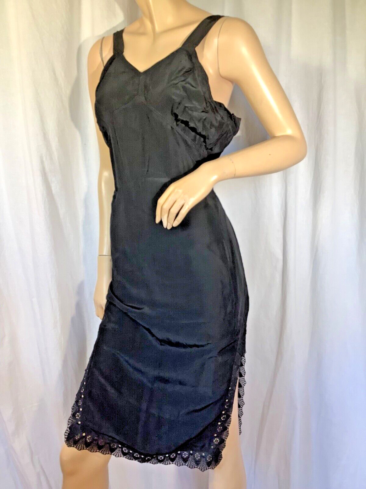 Vintage cold rayon Full Slip nightgown Chemise black M midi WWII slit Lace 40s
