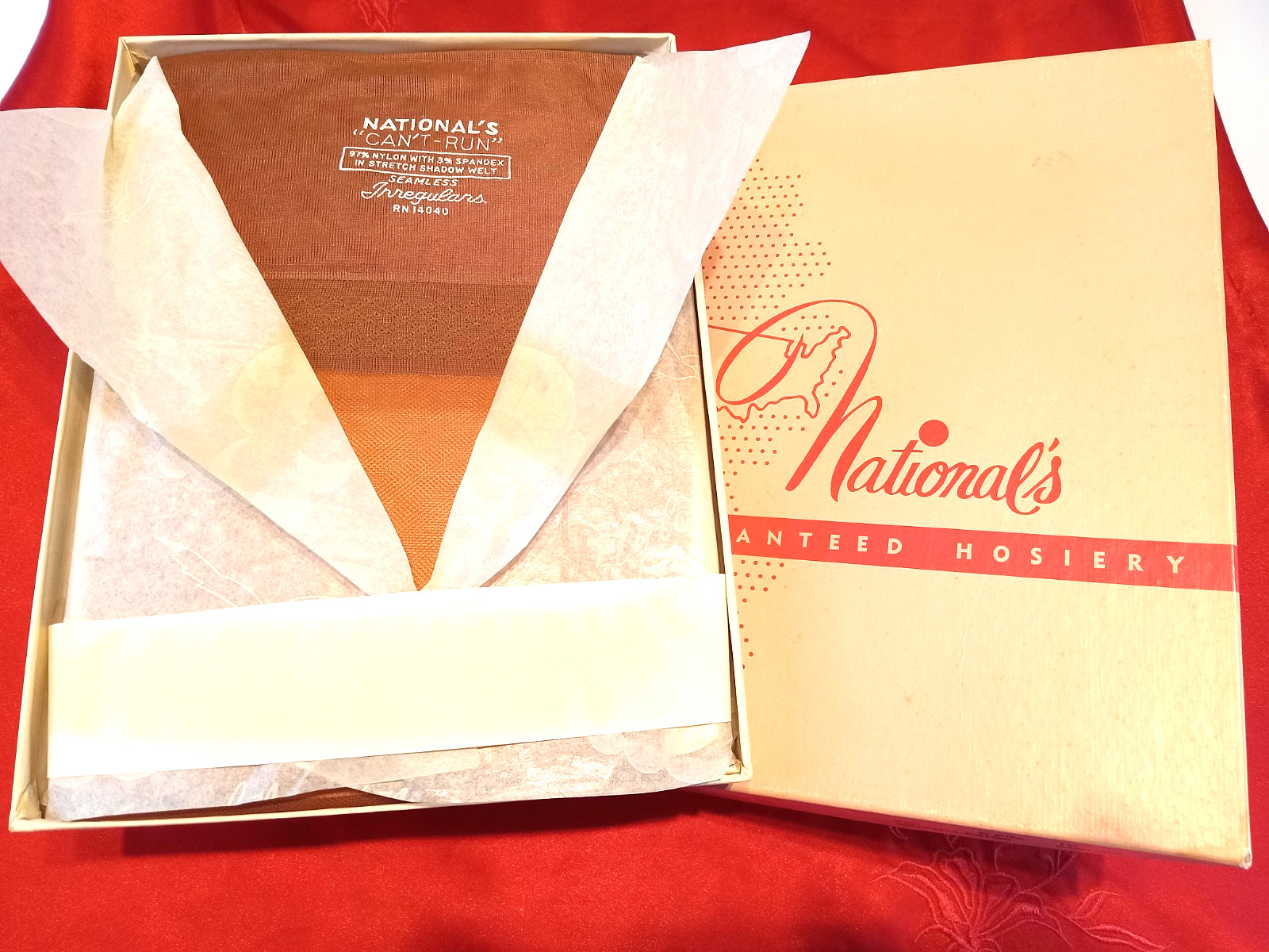 SZ 10 VTG GARTER NYLON STOCKINGS 6 PR. NATIONALS 555 STYLE CAN’T RUN BOXED MINT