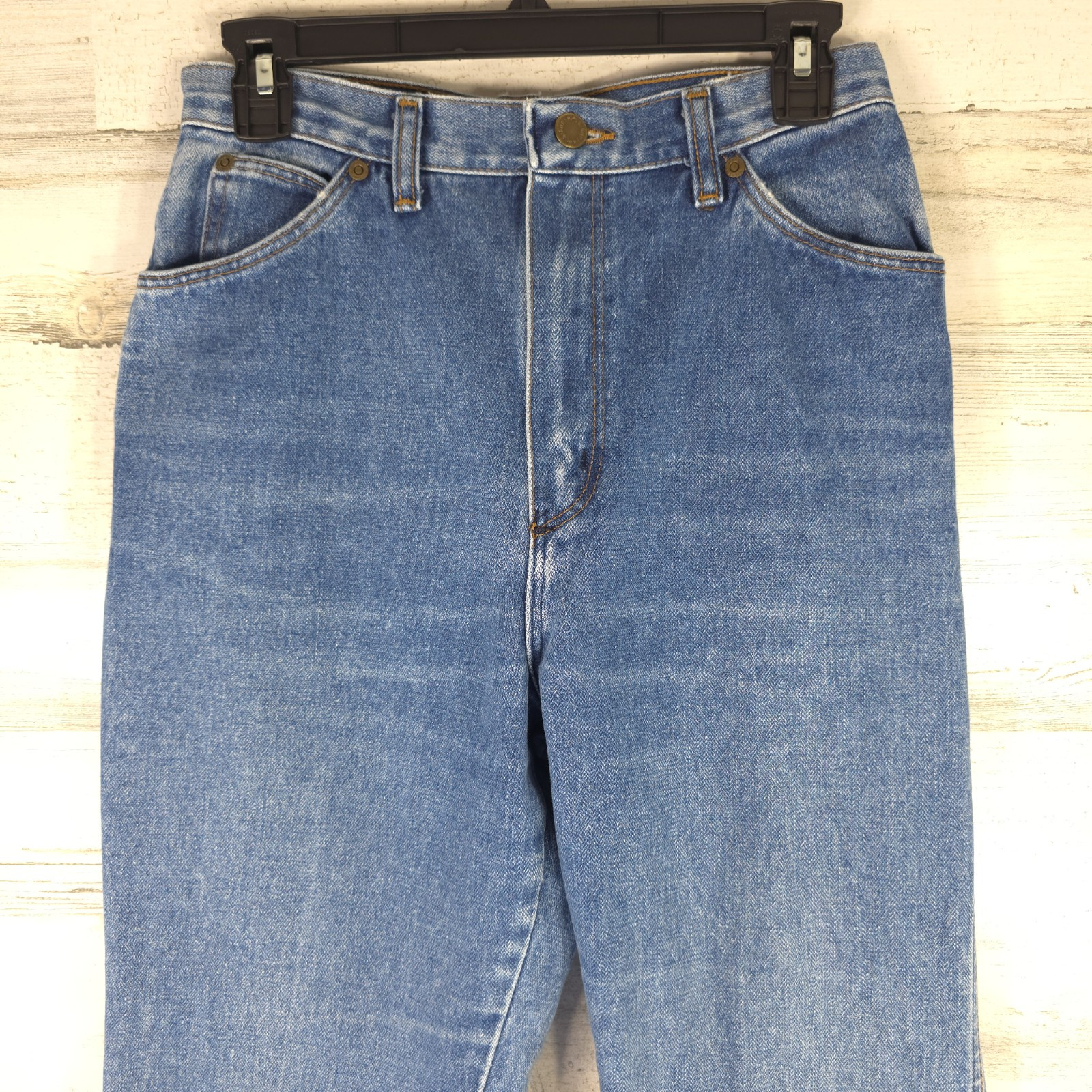 VINTAGE WRANGLER WOMEN’S JEANS SIZE 10 AVERAGE MEASUREMENTS 27×32 *100% COTTON*