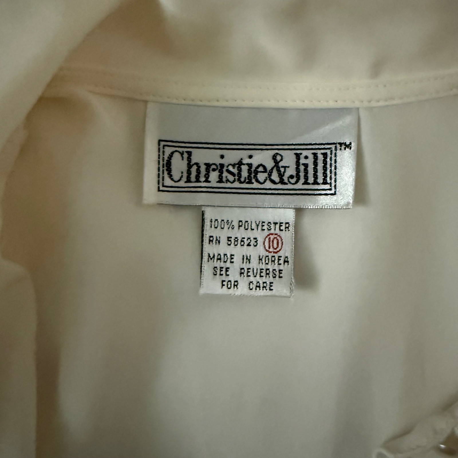 Vintage ivory Christie and Jill button up blouse with lace collar detail size 10