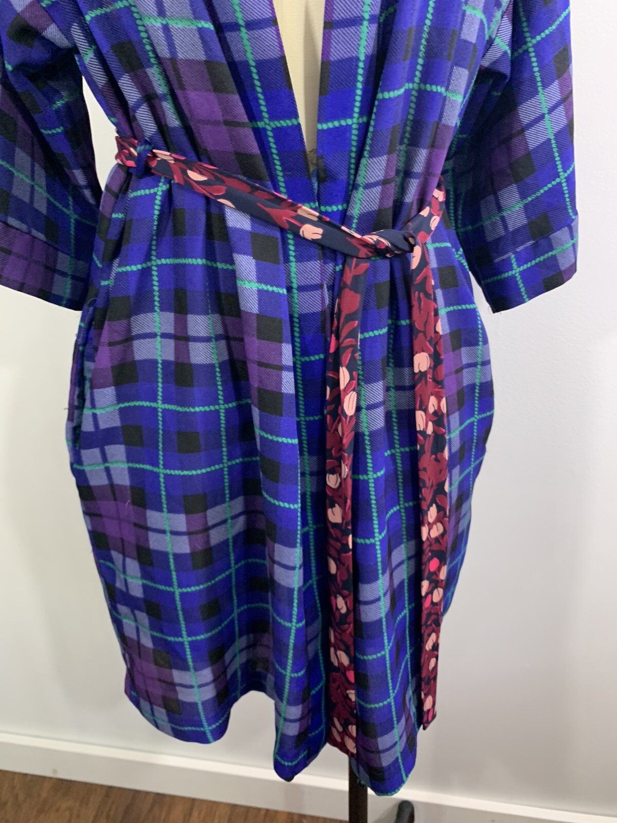 Vintage Robe Plaid 1960s MCM Small