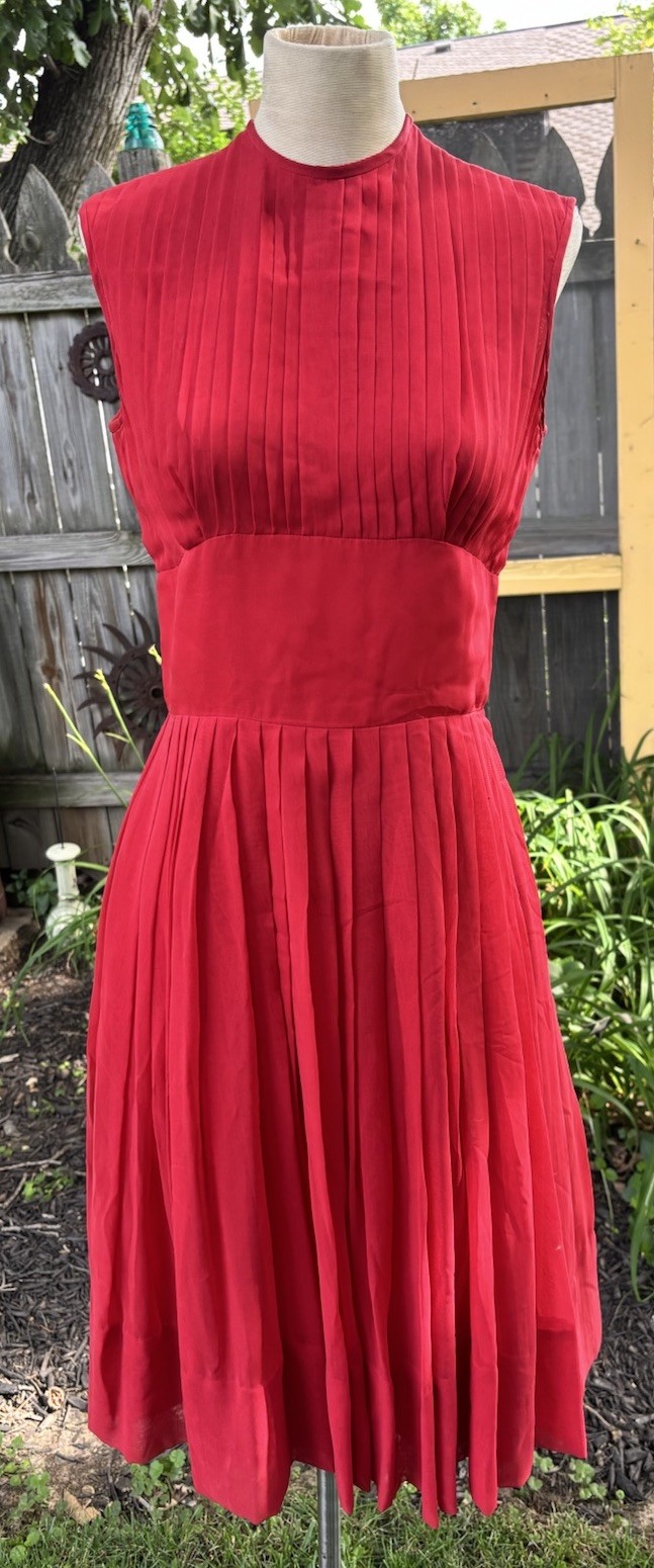 VTG 50s Dress Red Chiffon Pleated Retro Pinup Rockabilly Sz S 32x26x34″