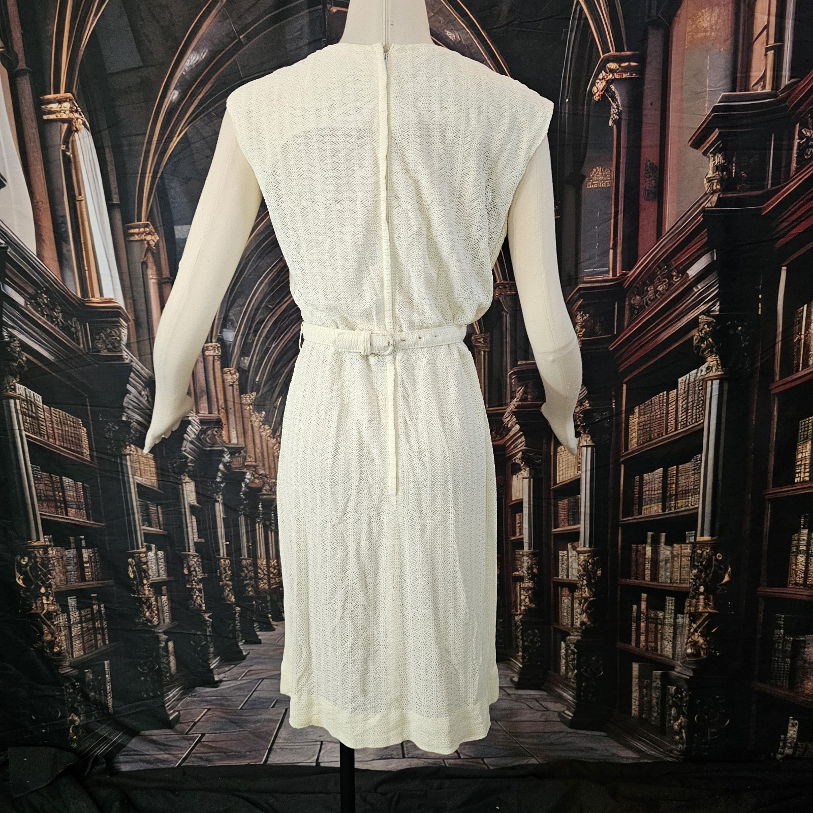 Vintage 1960’s Dress Shift Cream Knit Belt Sleeveless Retro Pinup