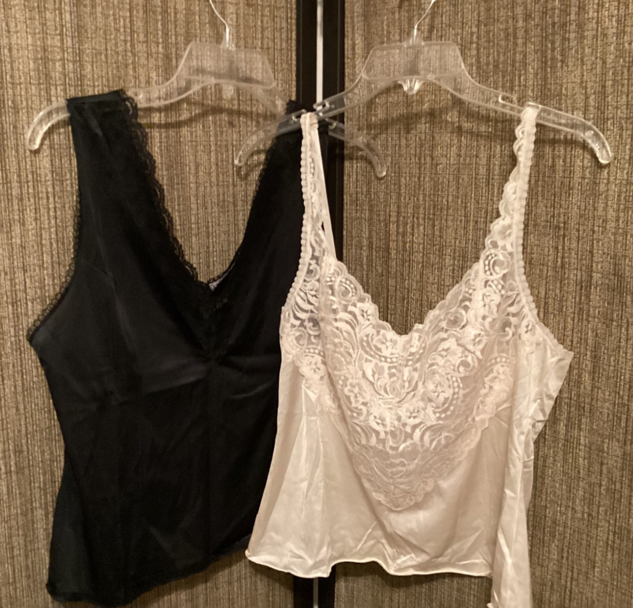 Lot of 2 VTG Satin & Lace Camisoles Ivory & Black Vanity Fair Bonne Nuit 38 L