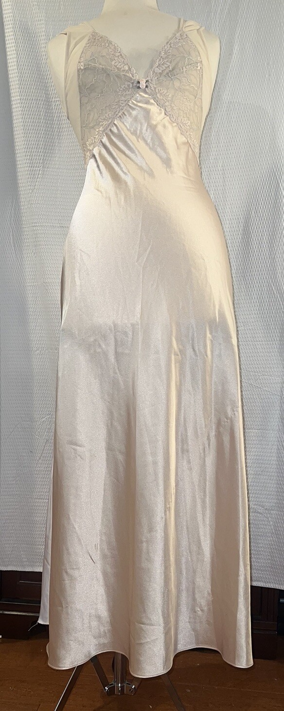 valentino intimo vintage gown and robe small- sacks fifth ave