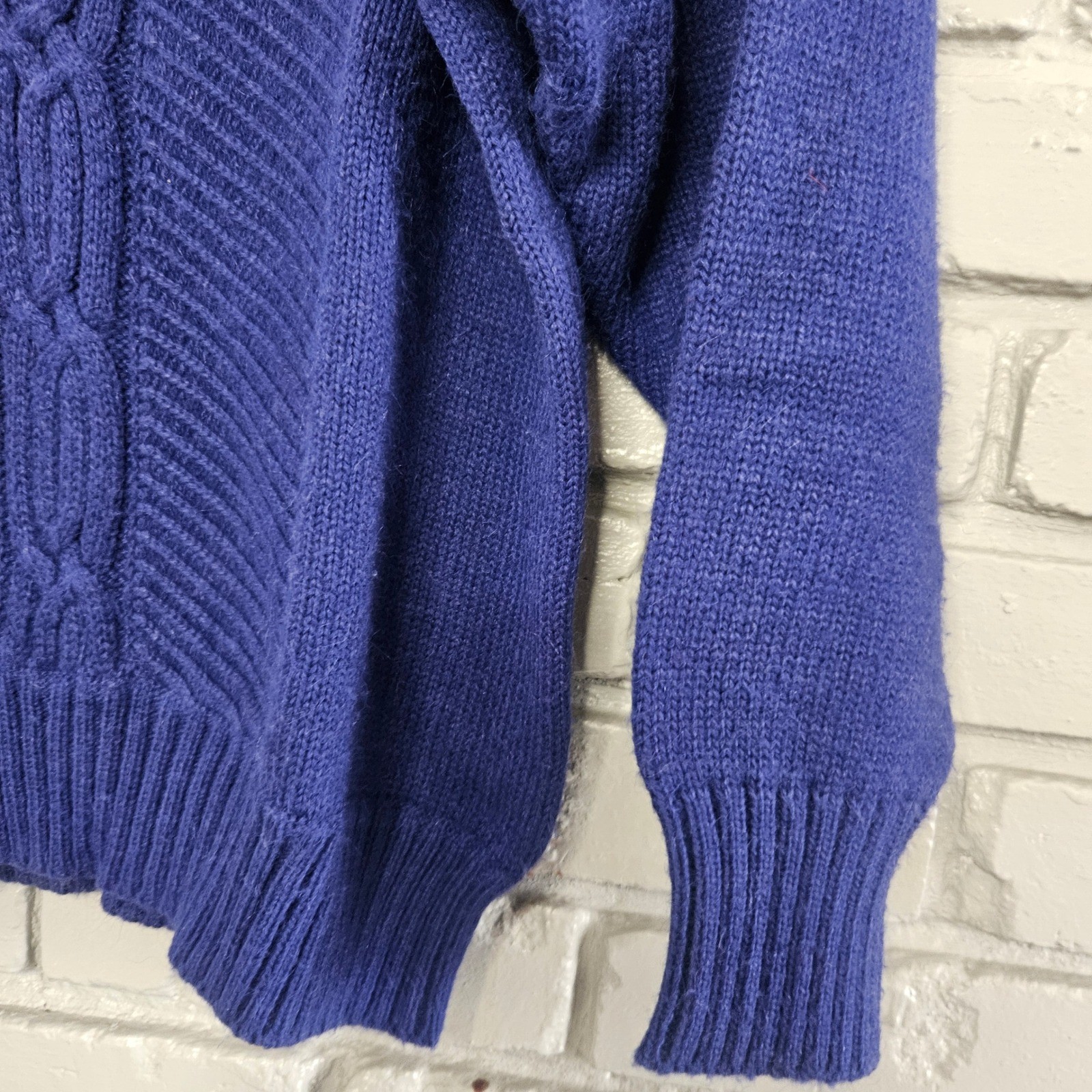 Bleyle Vintage Blue Virgin Wool Blend V-Neck Cable Knit Sweater Made in Italy