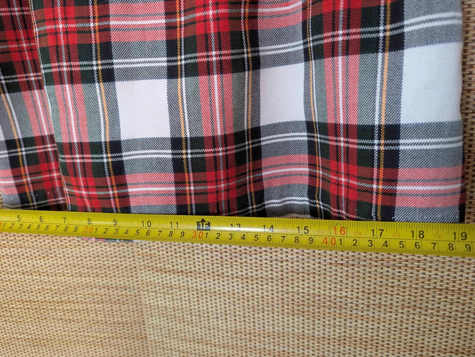 Vintage Plaid Miniskirt Y2K Toni Garment Tartan Red Green Academic Size Small/XS