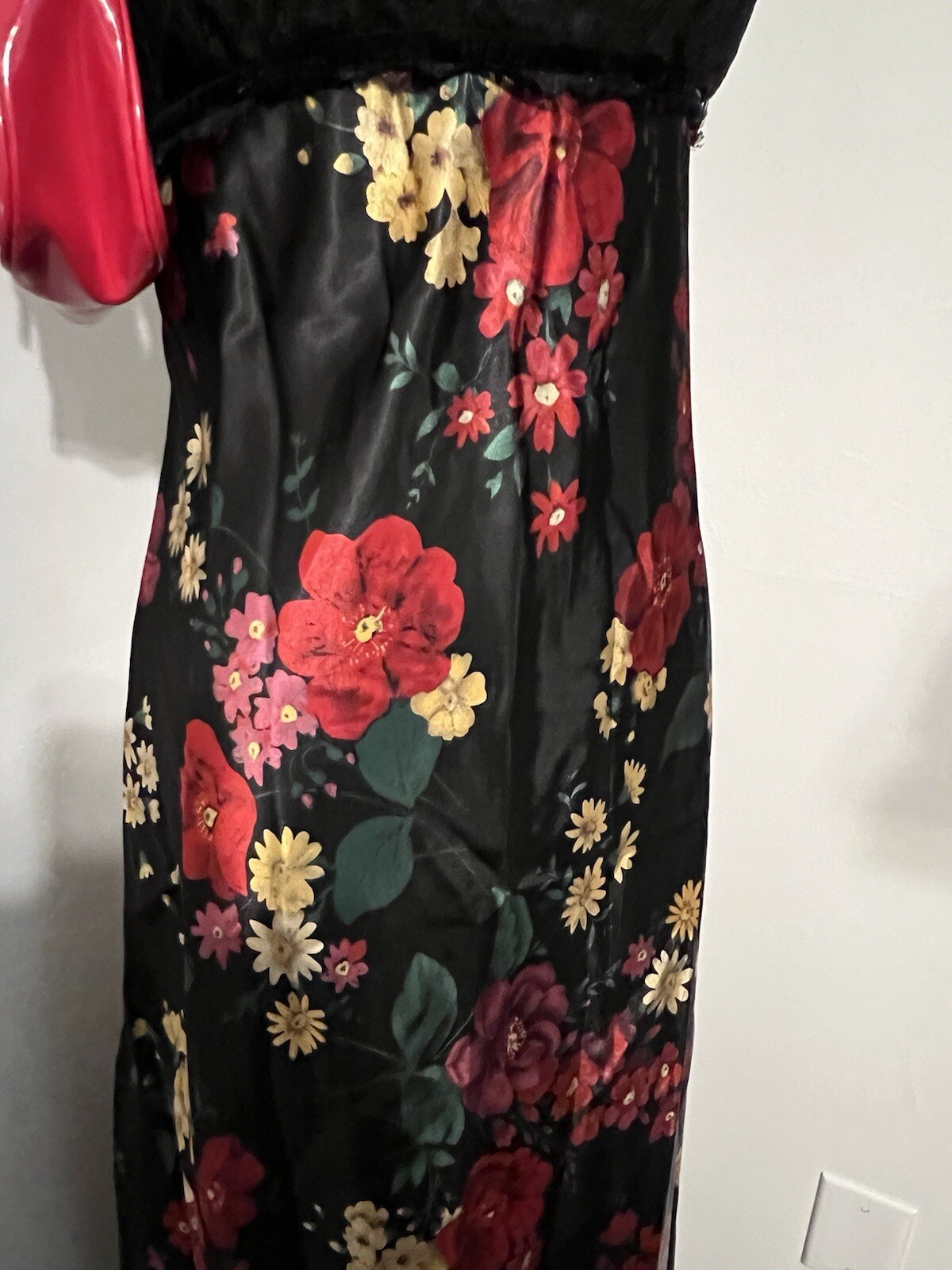 90s VTG Slip Dress Womens Sz S Satin Nightgown Lingerie Feminine Romantic Goth