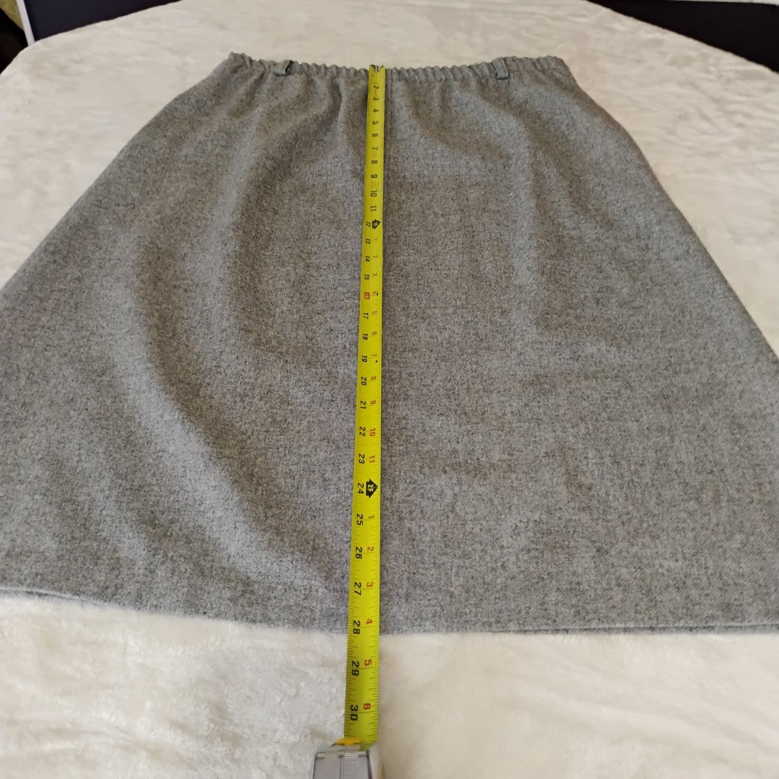 Vintage The Tog Shop Wool Skirt Gray Midi A-Line Size 12 USA Classic Minimalist