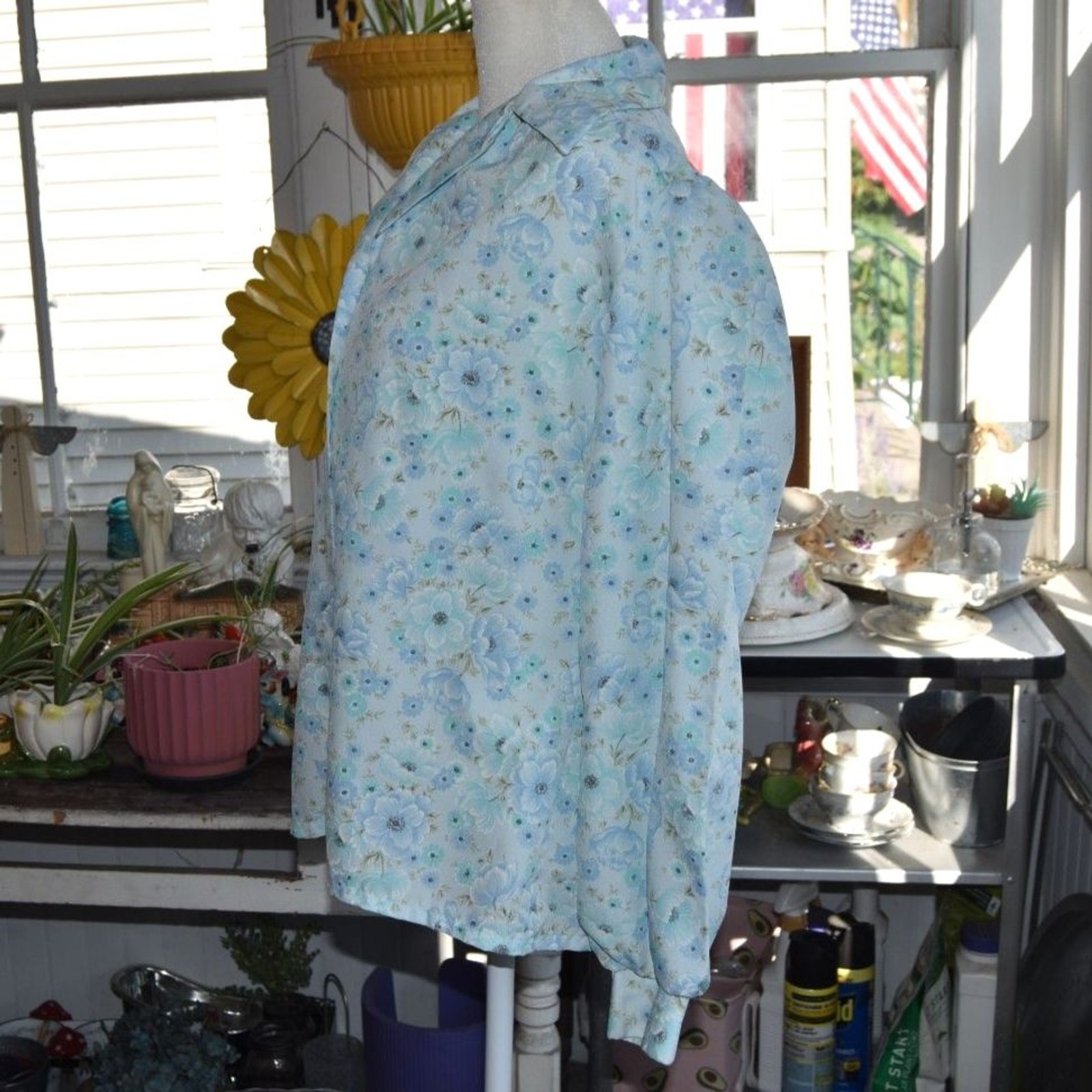 Vintage 70s Smartique Floral Blouse Size M Blue Pointed Collar Shirt