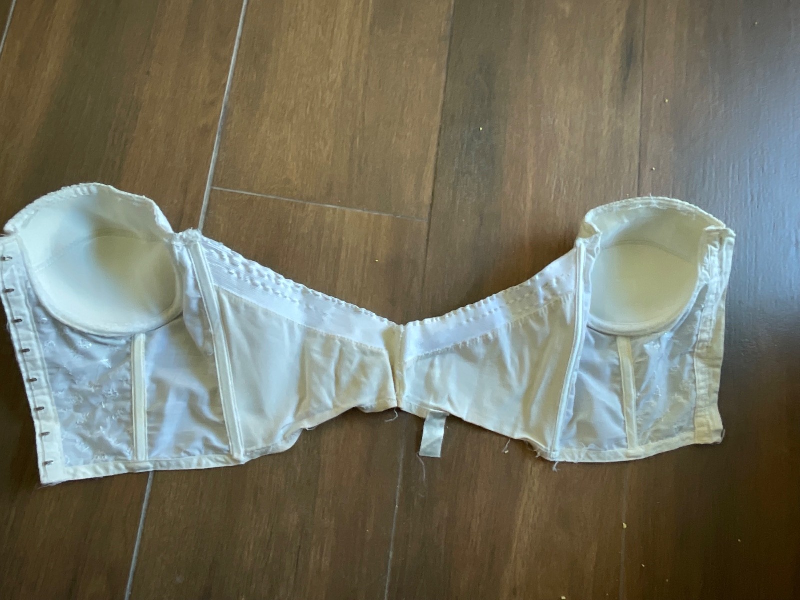 Vintage 50s Pinup Bra White Lace Bustier Hard Padded Cups Underwire Boning 34B