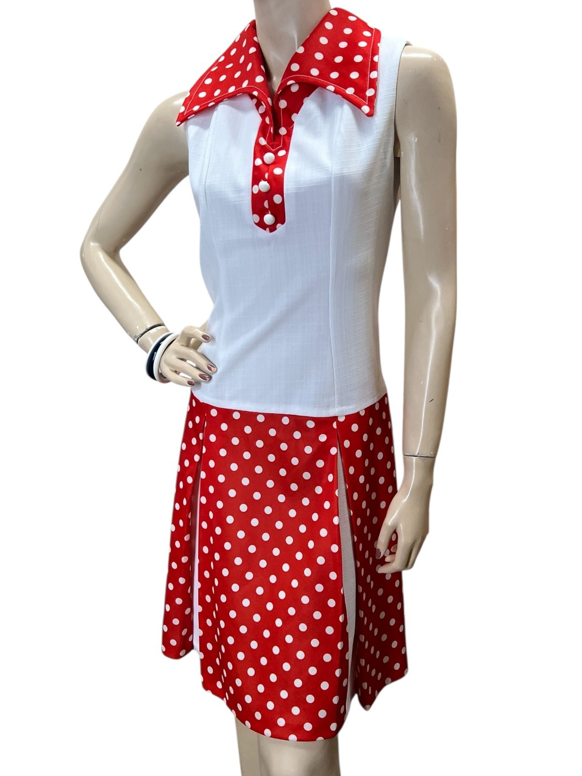 Sz M~L Vtg 60s 70s MOD Dress Red White Polka Dot Flared Collar Drop Waist Pleats