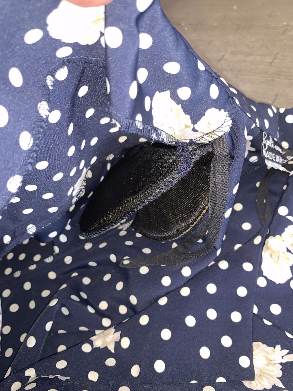 B7 80s SZ 12 BRELI ORIGINALS SILKY BELTED DRESS NAVY FLORAL PAD SHOULDER PLEATED