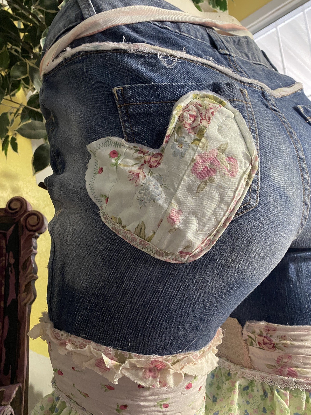 REWORKED PATCH PATCHWORK LONG RUFFLE BOHO JEANS SHORTS KNICKERS PANTALOONS L