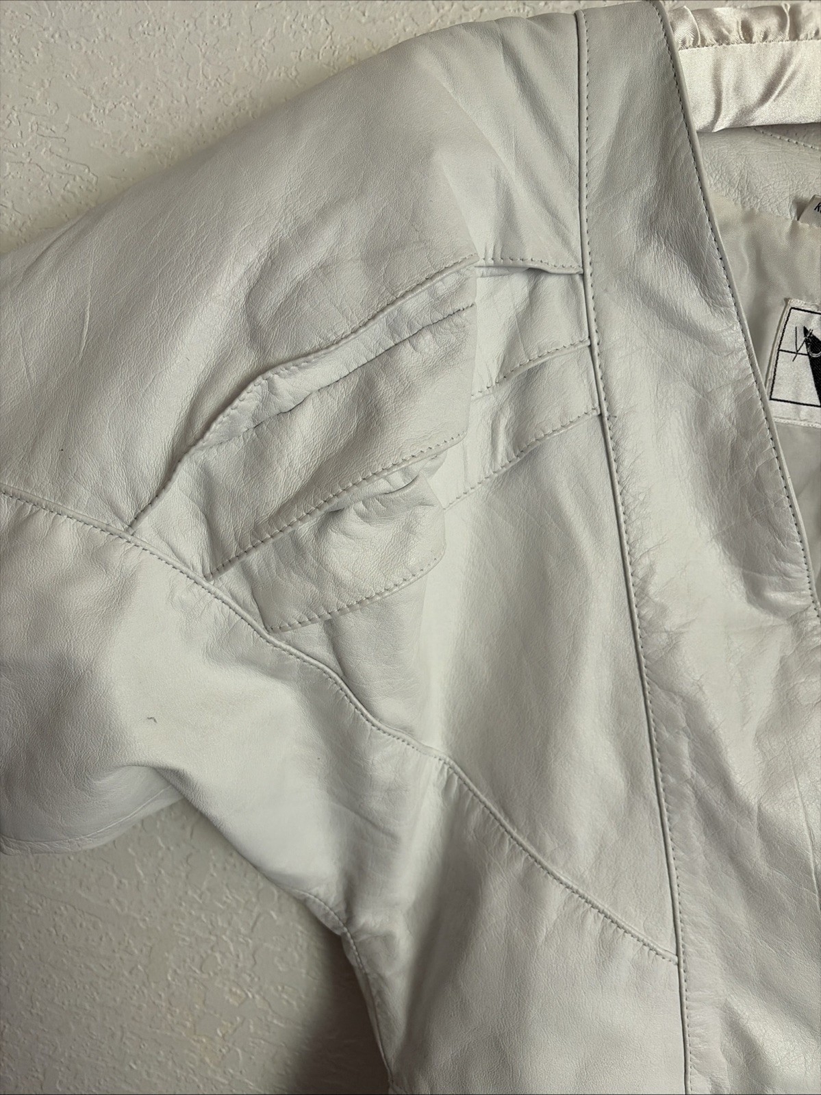 Yucatan Bay Vintage White Leather Cropped Moto Jacket GORGEOUS! Medium