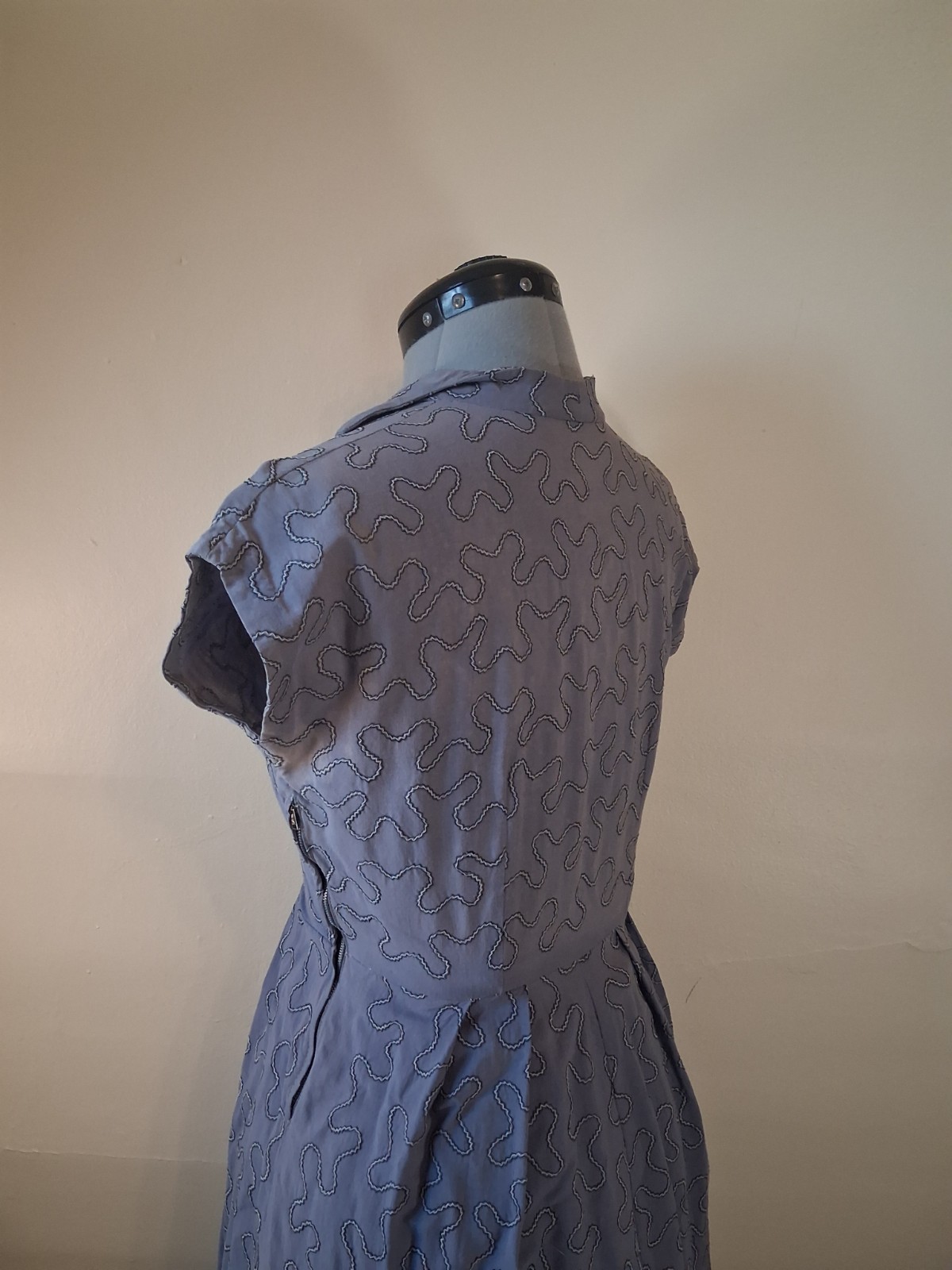 Vintage 1940s Dress, Textured Violet Dress Size Zip Size Small Retro Rockabilly