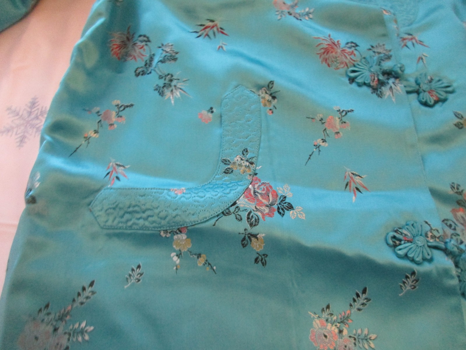 Vintage Turquoise Satin Brocade Asian Floral Robe – Size 42 – 1940s/60’s