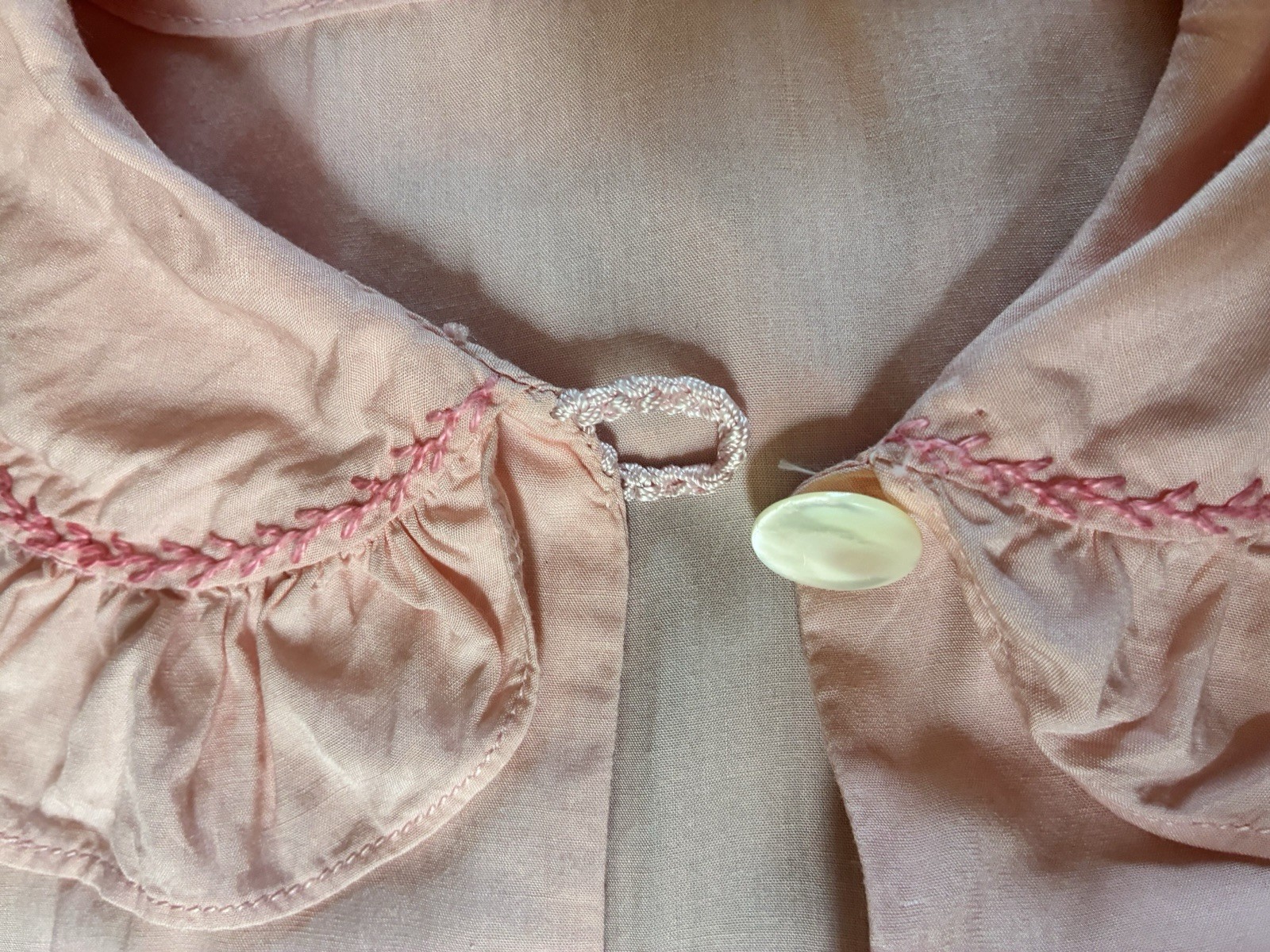 Vintage 40s/50s Handmade Pink Bed Jacket w Ruffle Collar & Embroidery