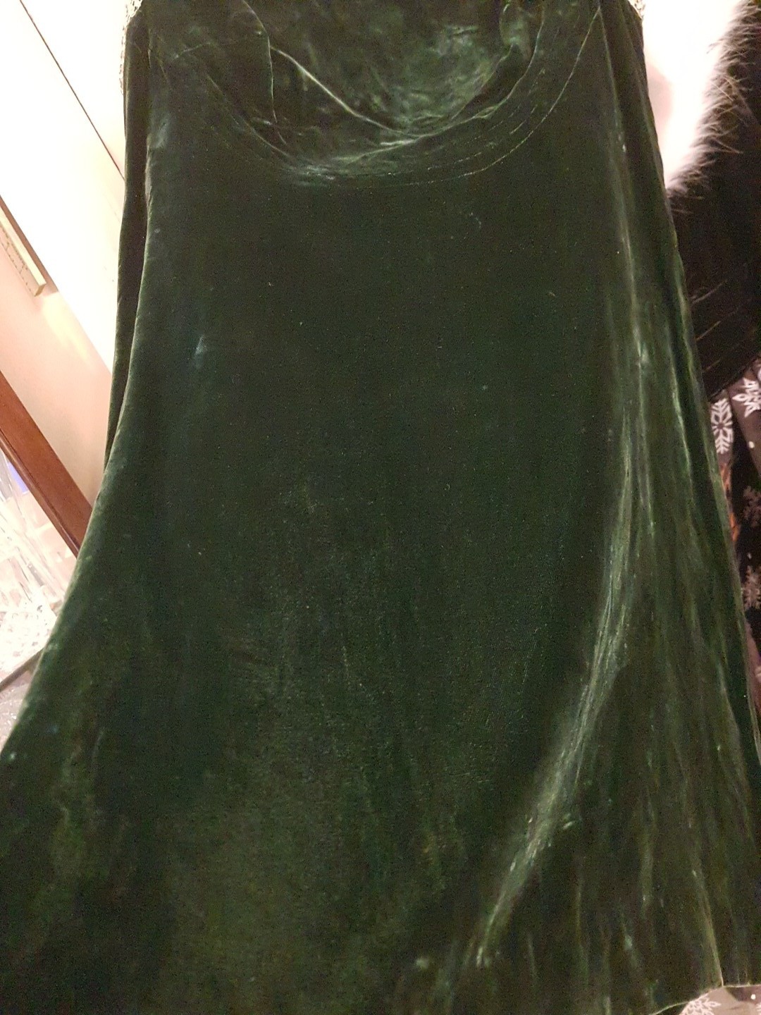 Vintage Velvet Emerald Green Peck & Peck Rhinestone Neck & Arms Dress 5th Ave NY