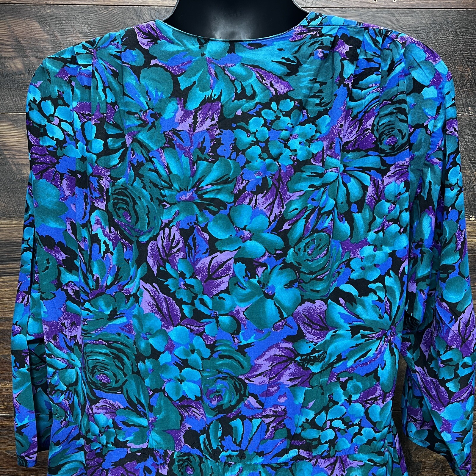 Sally III Vgt Dress 1980 Size 24 Black Teal Purple Floral Rayon Button Front