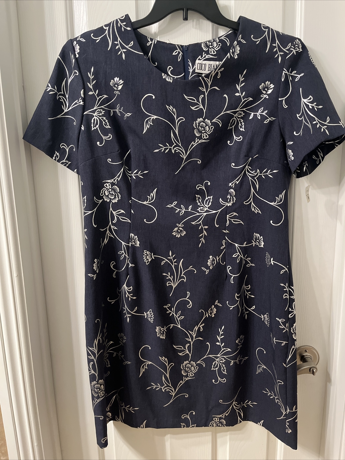 Coco Bianco Size 16. NWT Navy Dress. Vintage 90s. Silver Flower accents. Zipper