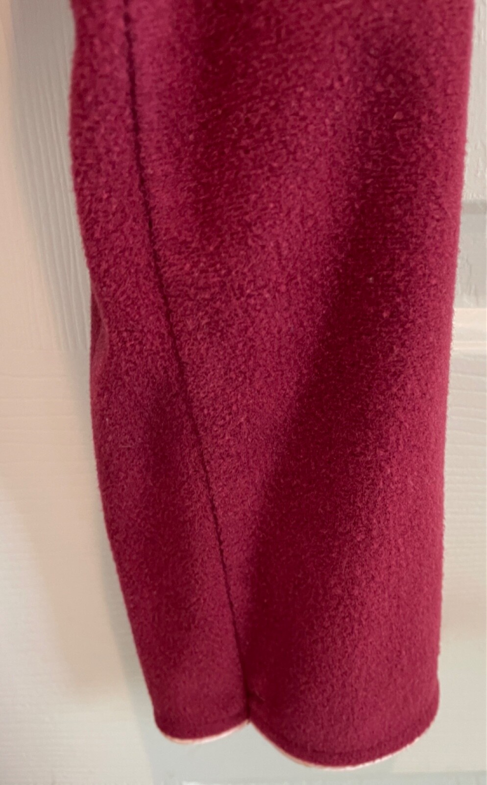 Vintage Jennifer Dale Long Fleece Belted Robe. Burgundy. Ladies 11.