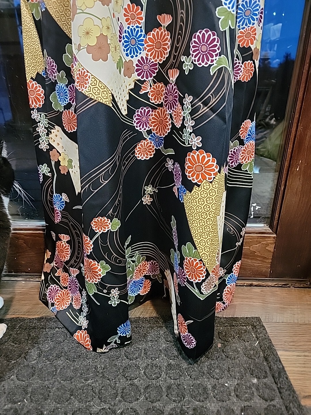 Nani Hawaii 10 Vintage maxi dress low plunge back Chris cross front black floral
