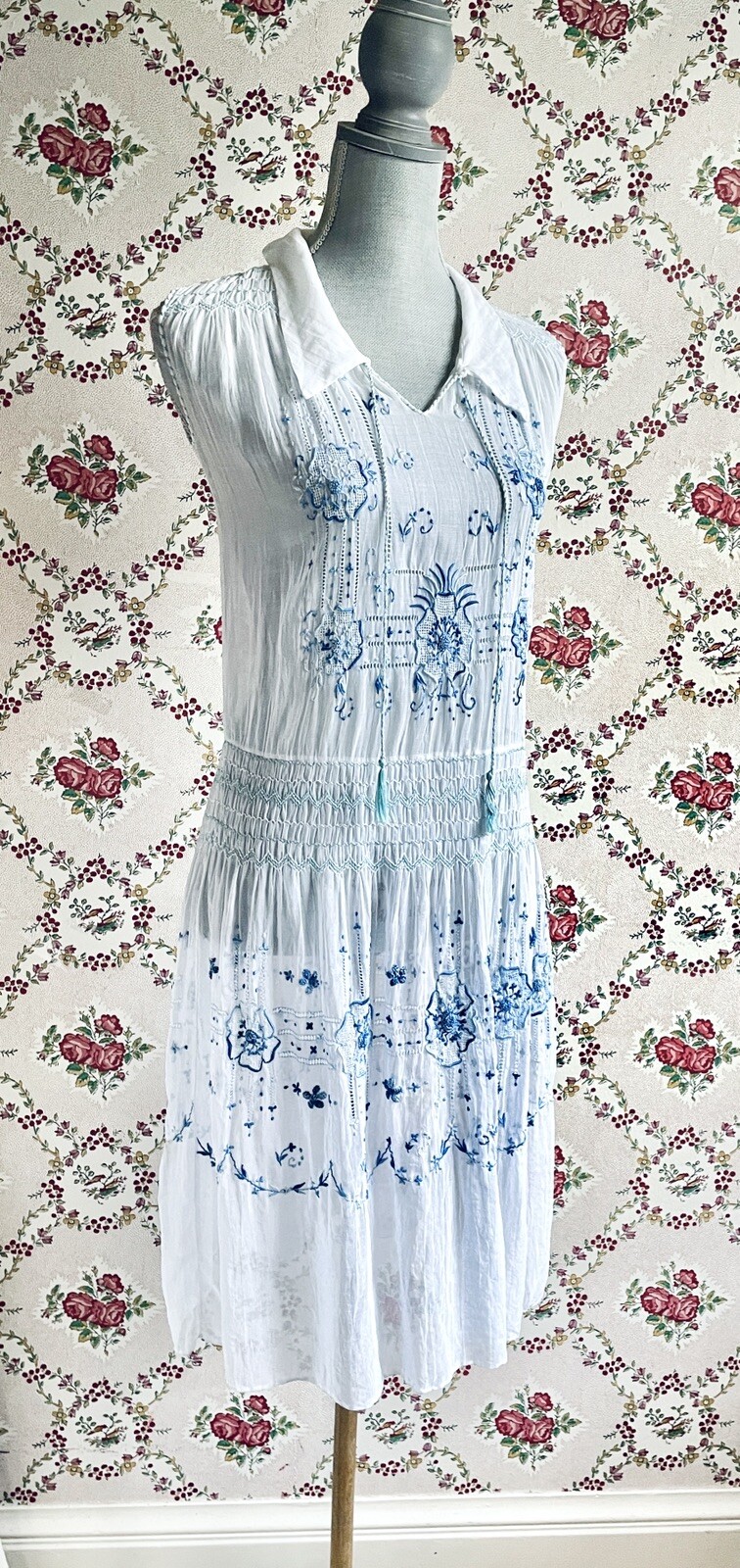 Vintage Dress Flapper 1920 White Cotton Voile Blue Embroidered Hungarian Peasant