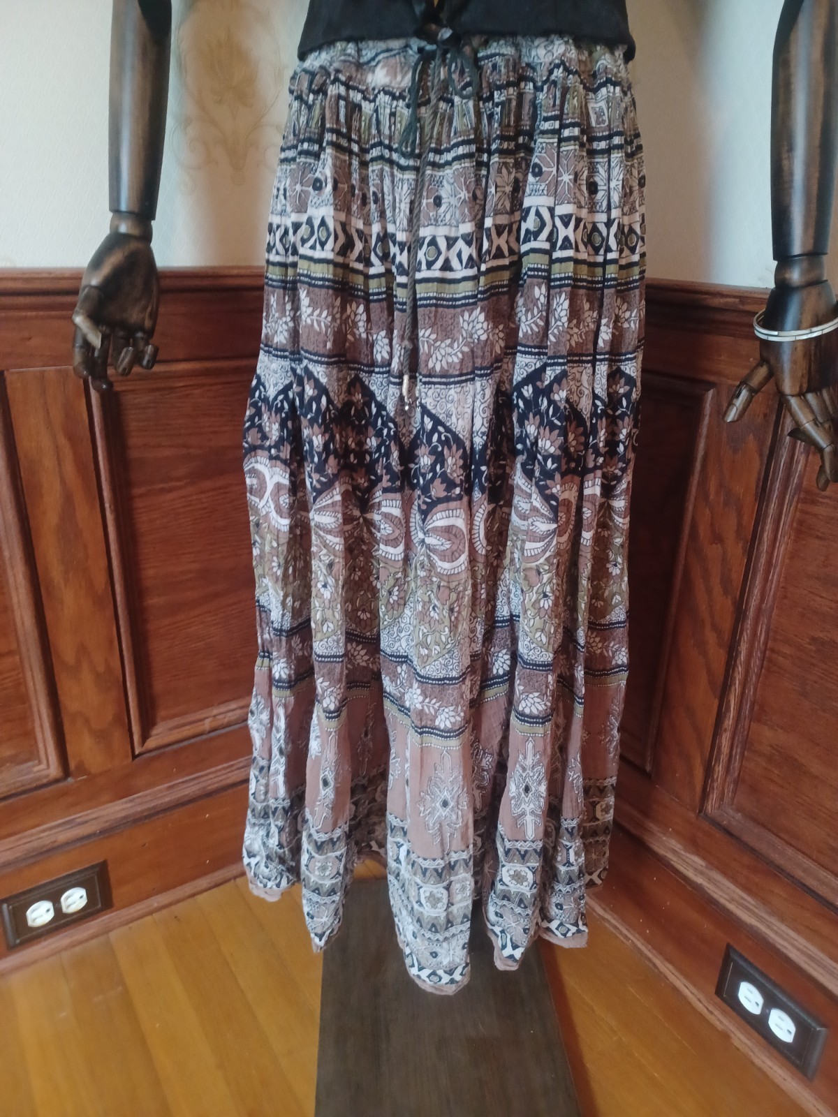 Vintage 1970s Sheer Gauze Cotton Indian Block Print Green Boho Maxi-skirt