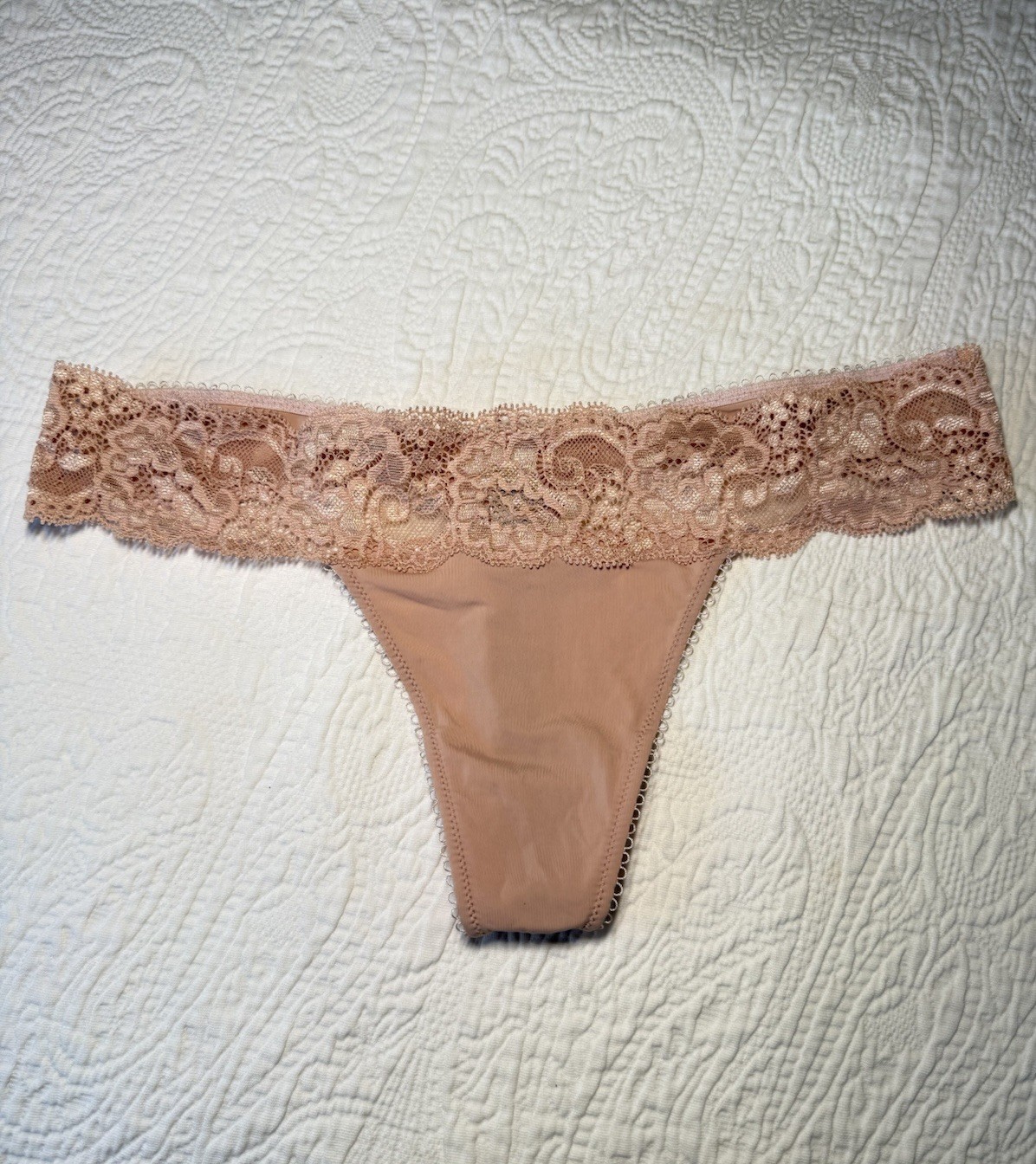 VINTAGE Victorias Secret DREAM ANGELS Thong Panties sz SMALL (2009)