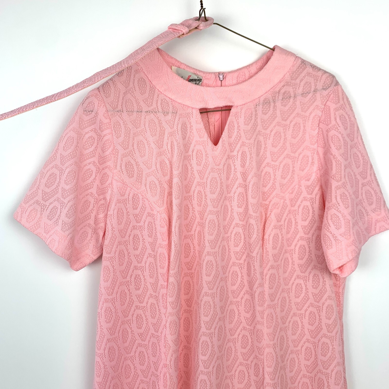 Vintage 60s Martha Manning Original Pink Textured Polyester Belt Dress Chest 44″