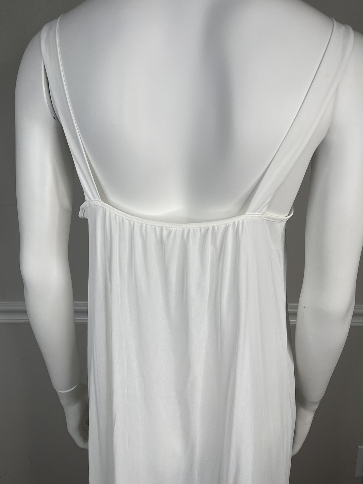 Vtg Womens Small Romantic white nylon nightgown sexy maxi dress Lace chiffon
