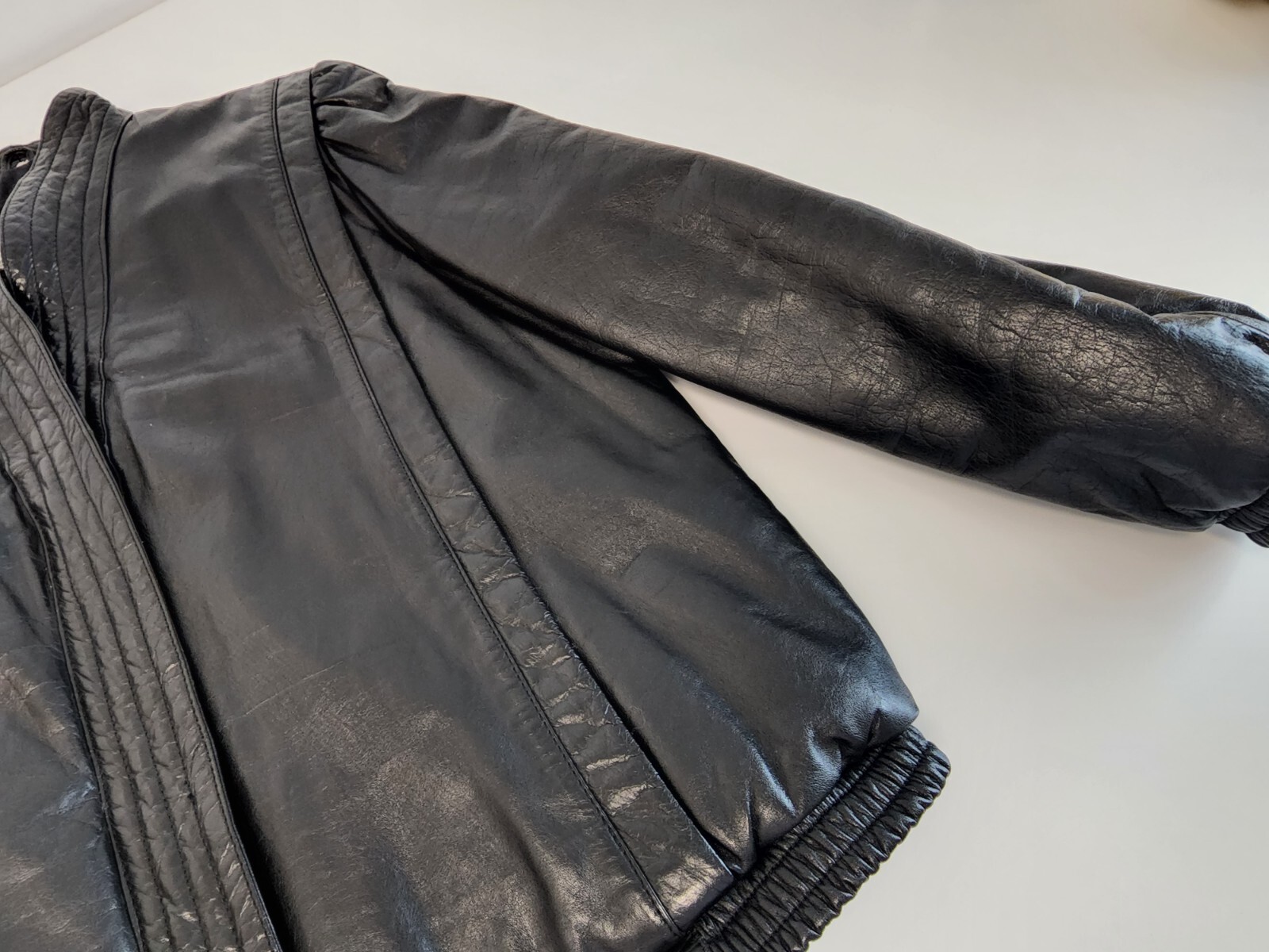 Vintage Womens Black Leather Jacket Bomber Full Zip Elastic Waist Size 13/14