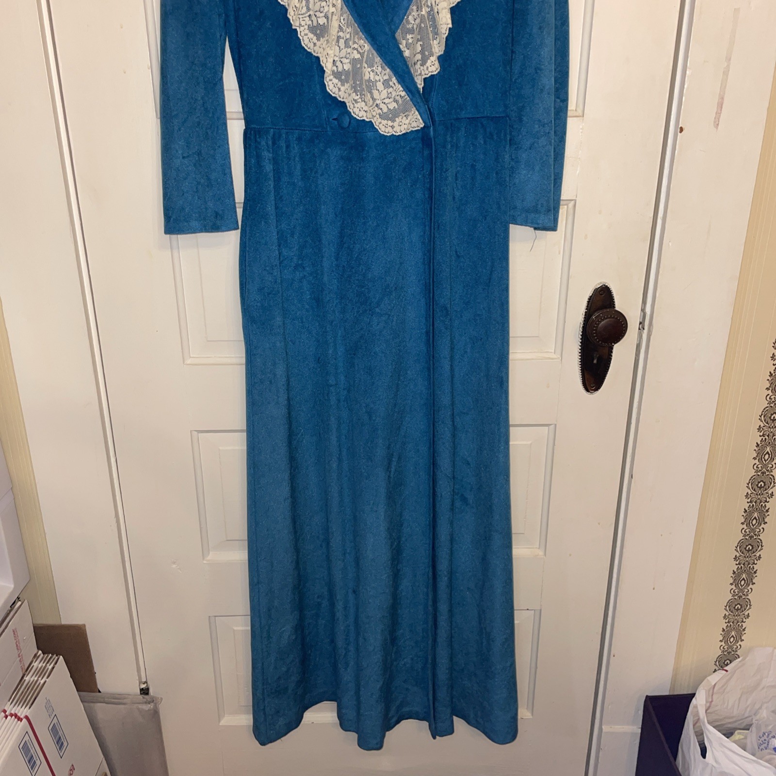 Vintage Teal Velvet Long Housecoat Lace Trim Grandma Granny Nostalgia M 12-14