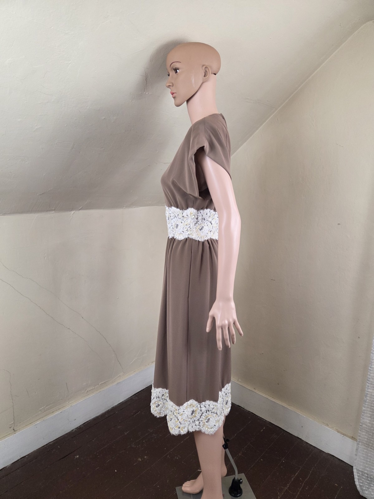 VTG William Pearson Brown Midi Dress Beaded Lace Trim Made USA Size 6 70s 80s