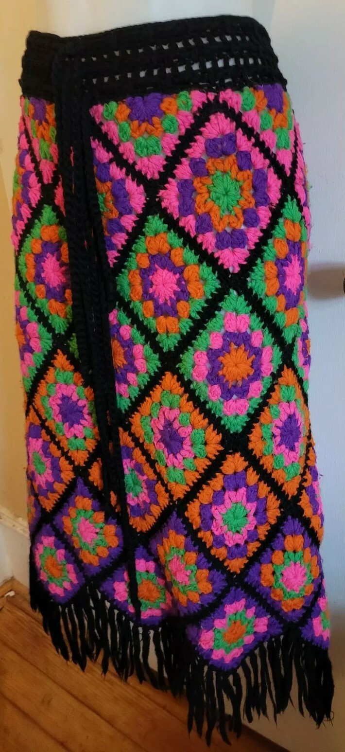 STUNNING Vintage 70s Empress 100%Wool Crochet Skirt Medium Psychedelic RARE