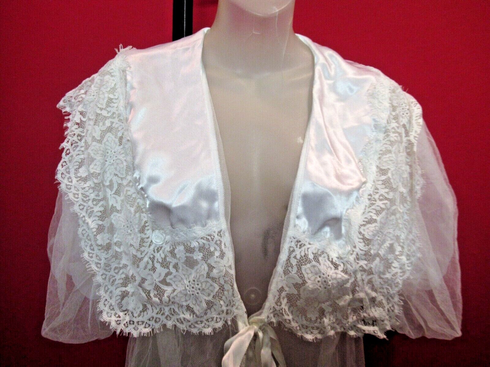 JESSICA LYNN Collection Vintage Bridal Peignoir Lace satin net robe Medium