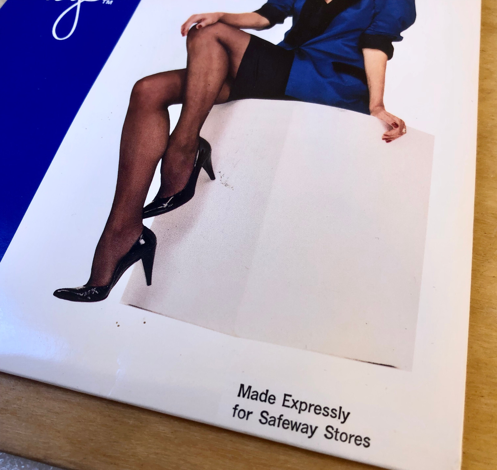 Vintage CHERYL TIEGS Pantyhose Control Top Nylons Size Q NAVY Silky Sheer