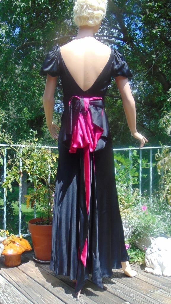 VTG 30/40s Black & fuschia Rayon Satin Dress Back Bustle Bow 26W