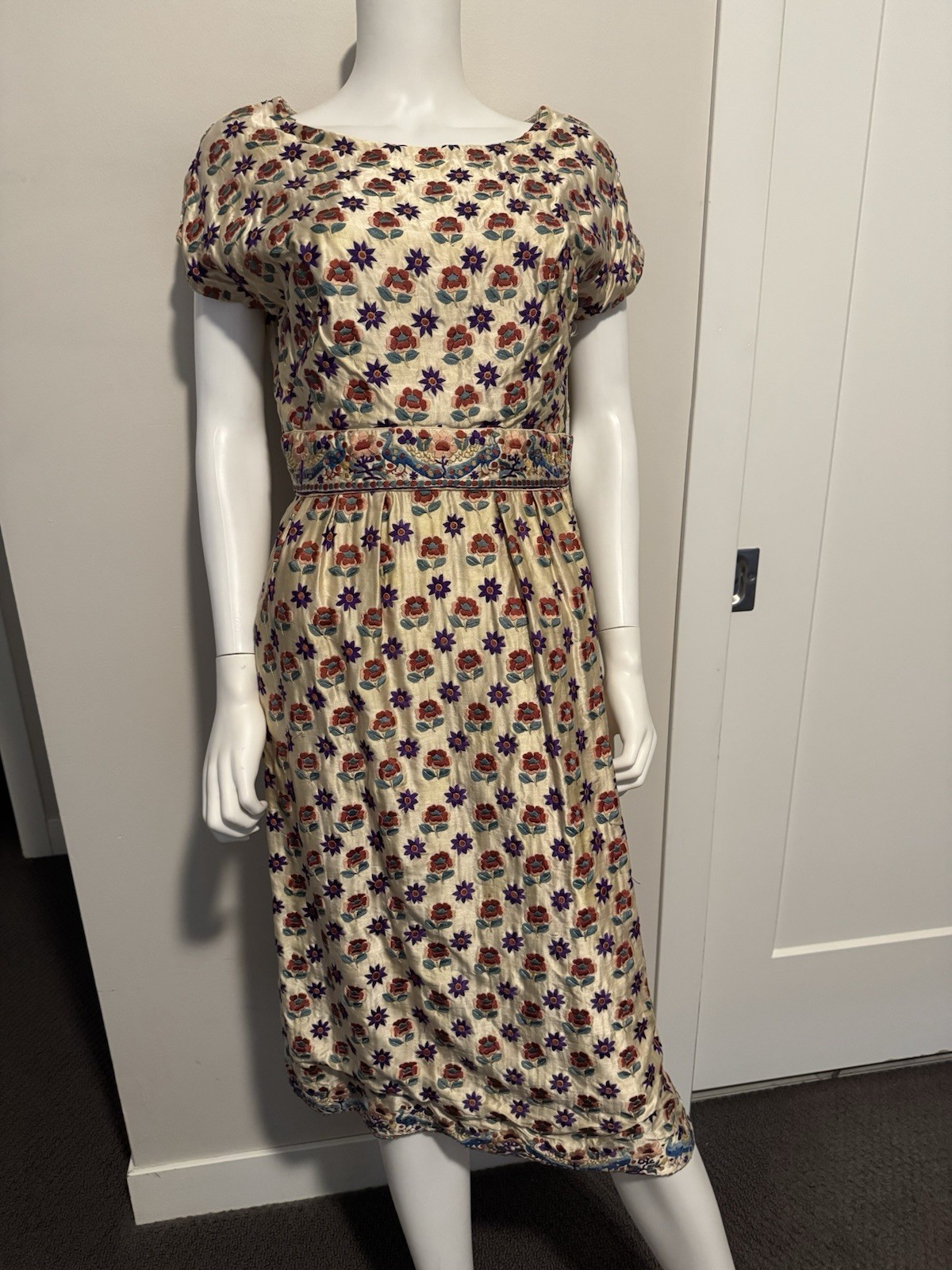 Vintage Floral Embroidered Dress