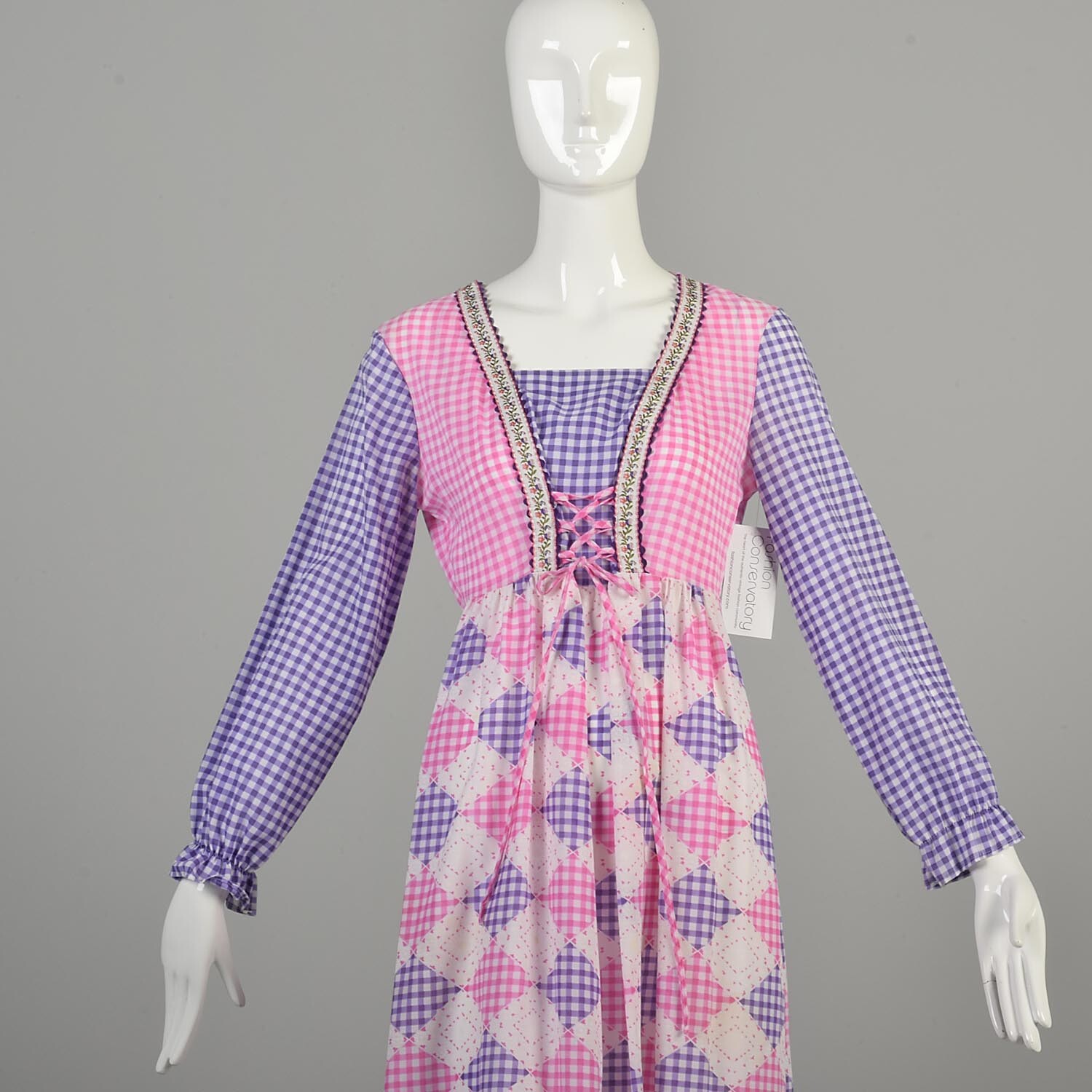 1970s S/M Pink Purple White Gingham Dress Corset Lacing Long Gathered Sleeves