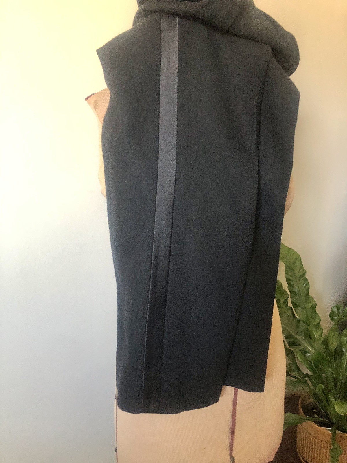 Vintage Guy Laroche Black Wool Tuxedo Suit